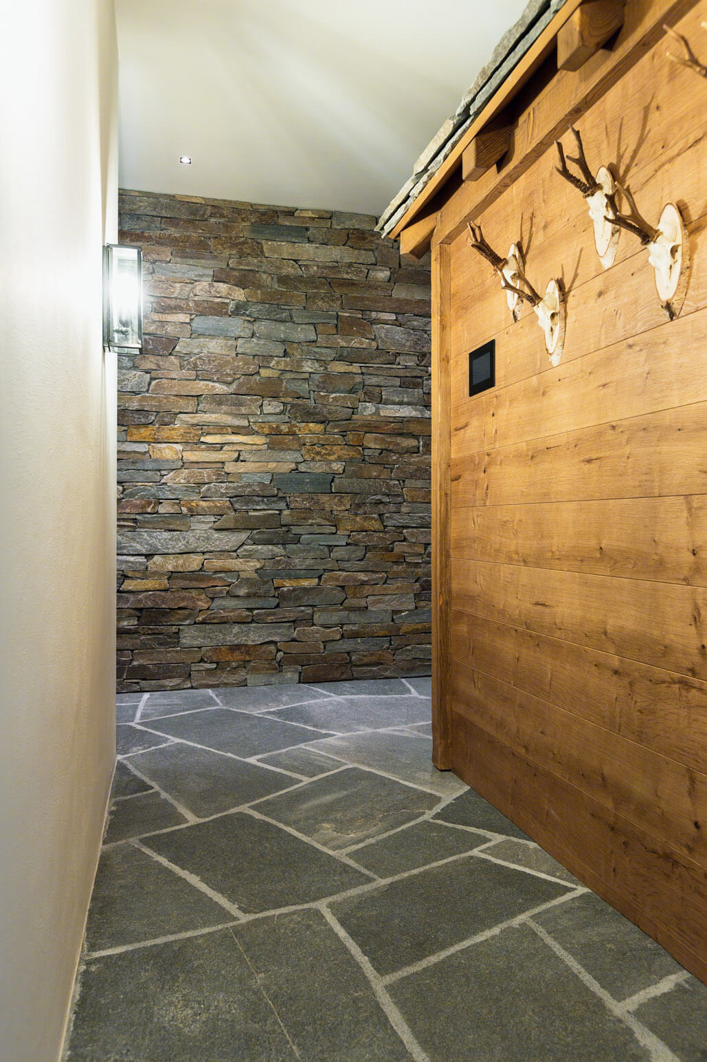 Wellnessbereich und Badezimmer im Chalet