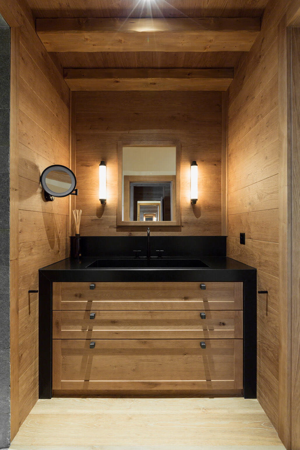 Wellnessbereich und Badezimmer im Chalet