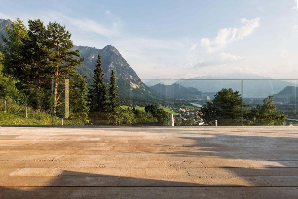 Maisonette Terrasse Mit Weitblick Und Charme Naturstein Terrasse Aus Kalkstein Seymour 2026 3