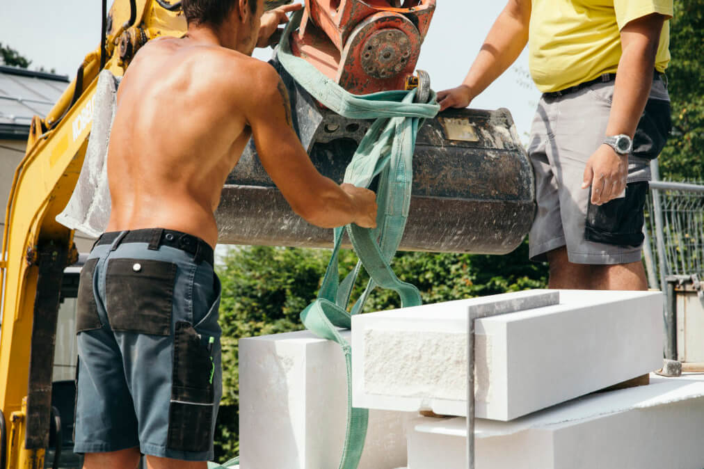 Einblick in die Natursteinarbeiten Teil 3: Treppentritte im Aussenbereich