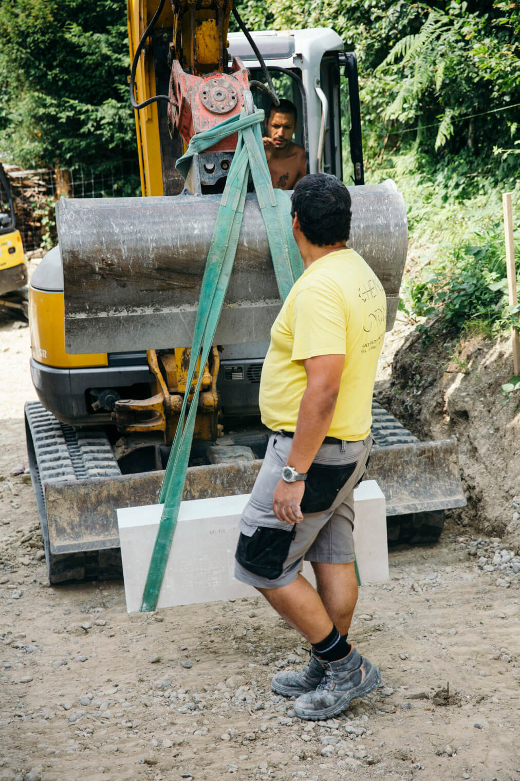 Einblick in die Natursteinarbeiten Teil 3: Treppentritte im Aussenbereich