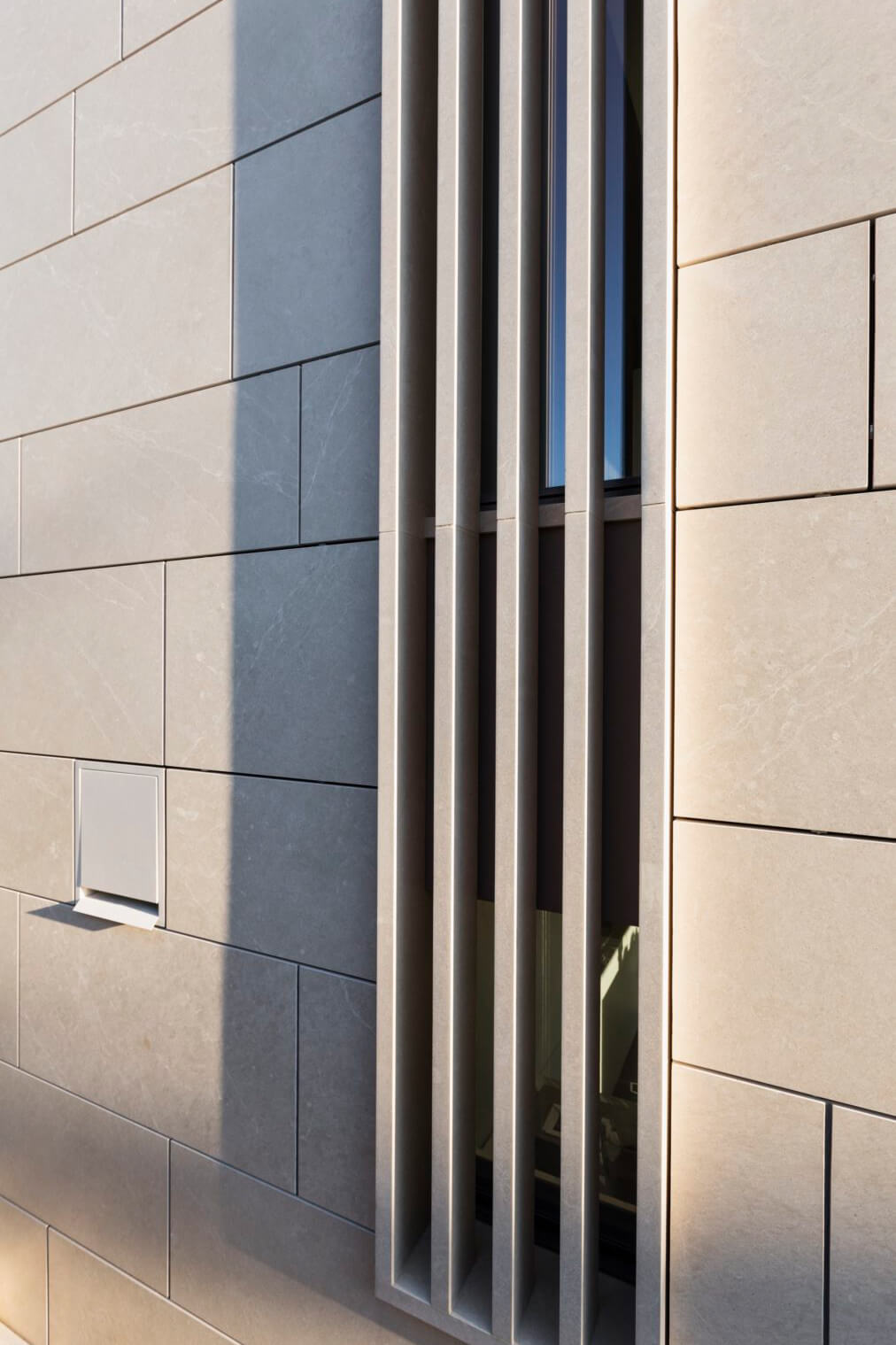 Einblick in die Natursteinarbeiten Teil 4: Natursteinfassade