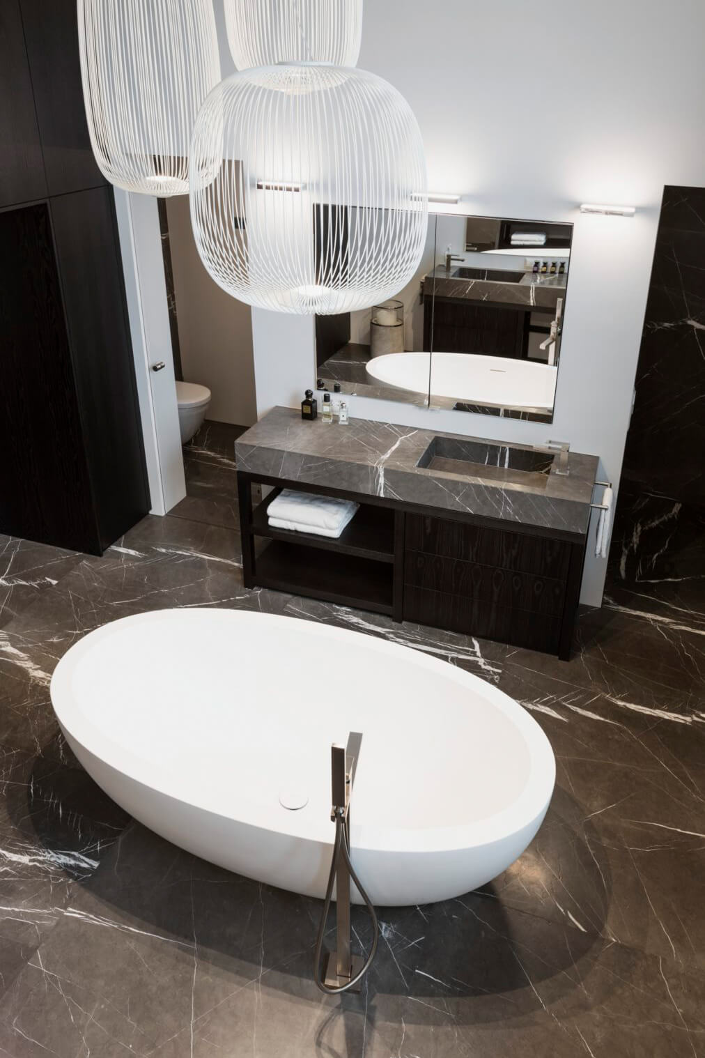 Einblick in die Natursteinarbeiten Teil 6: Naturstein Bad