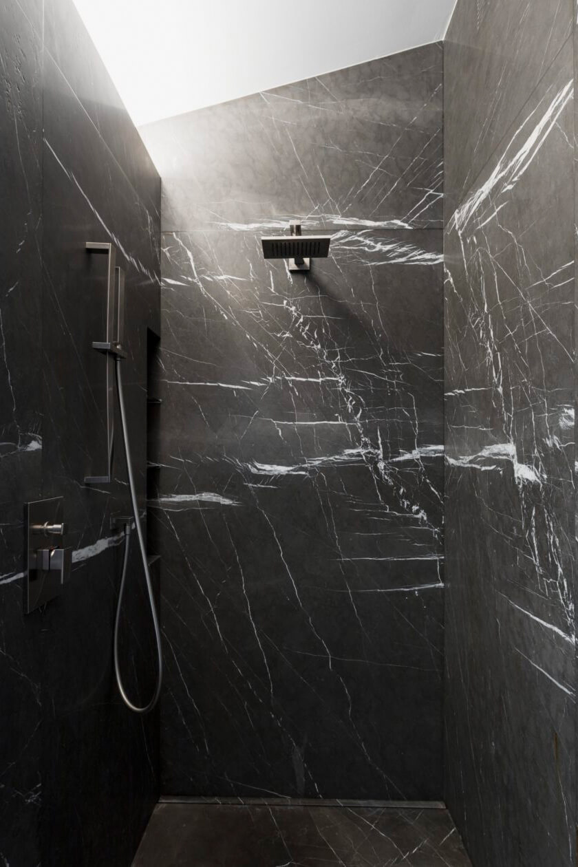 Einblick in die Natursteinarbeiten Teil 6: Naturstein Bad