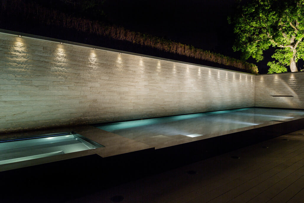 Aussenpool mit Whirlpool, Sauna